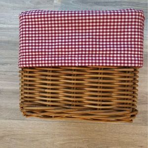Pottery Barn Kids 4 - Basket liners in Red Gingham pattern new condition